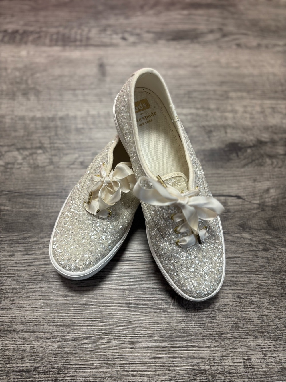 Kate Spade Keds Glitter Ribbon Sneakers - Silver